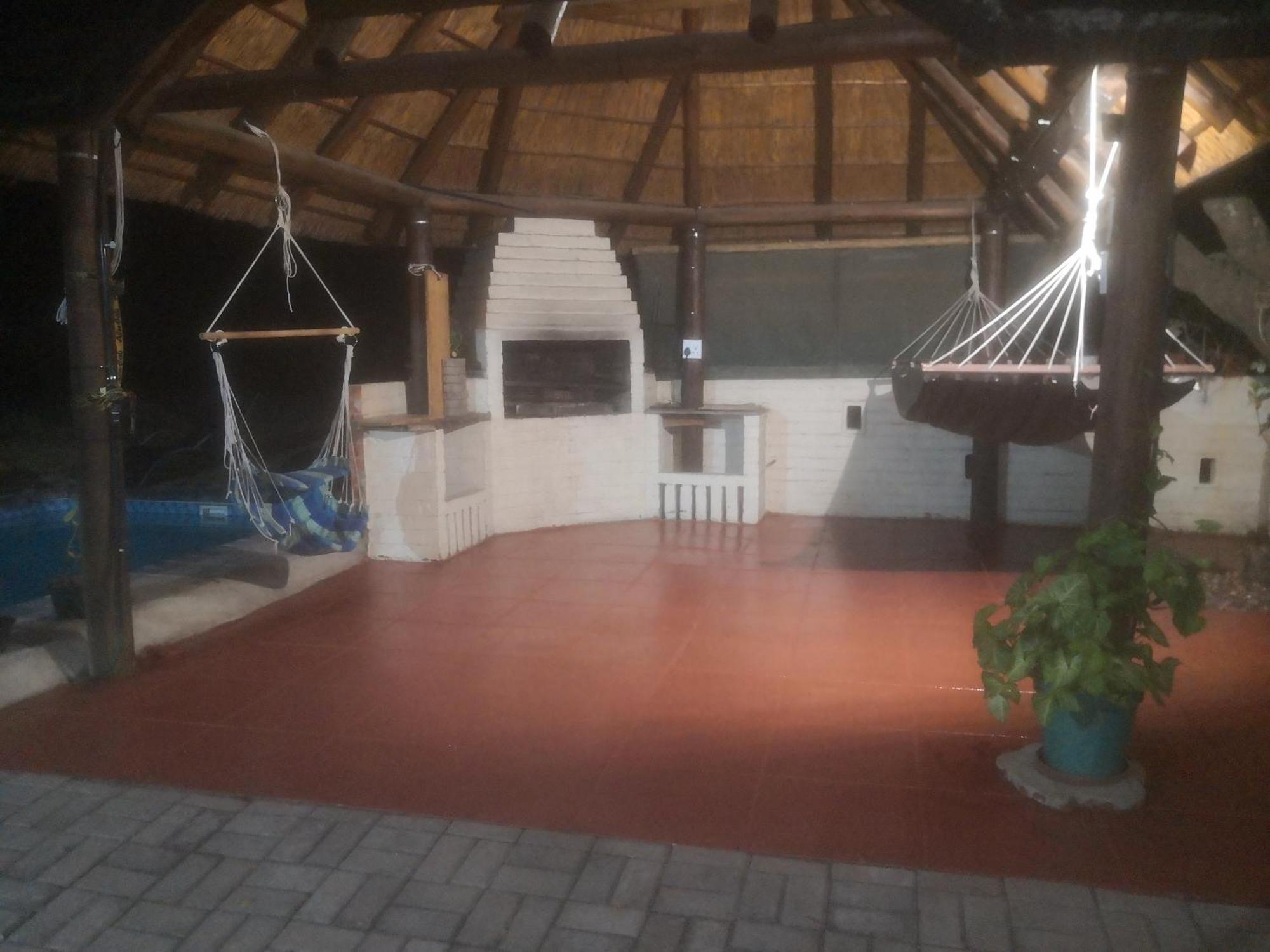 Villa 15 On Reitz Bela Bela Extérieur photo
